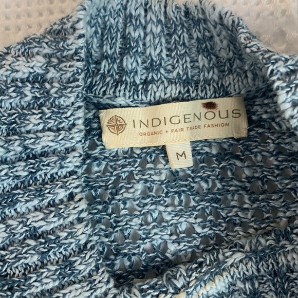 Indigenous eyelet sweater - Picture 2 of 5